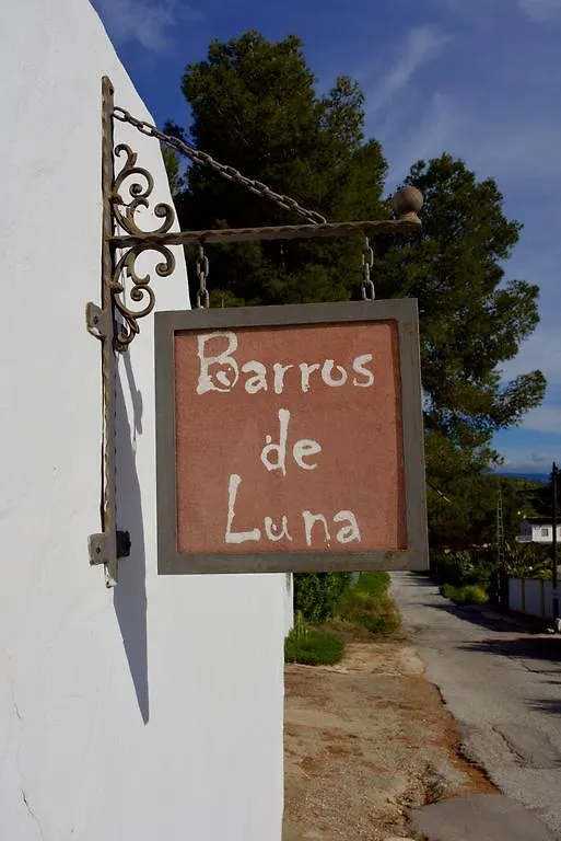 Barros De Luna Guest House Coin Spain